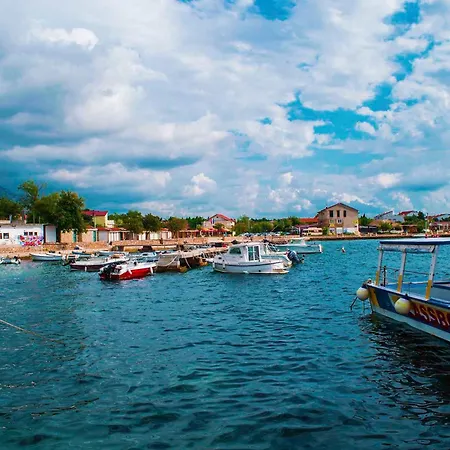 Holiday home In Starigrad-paklenica 34262